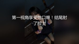 偷拍候车大厅黑色连衣裙马尾辫文静漂亮的淑女