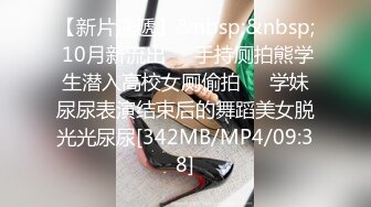 前天拍的，和老婆的……