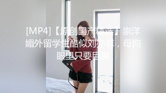 头发好长啊长到膝盖里，性欲超强的阿姨，女上位后入，侧入，乳房摇的像雪花飘落， 美伦美奂 ！