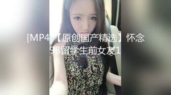 【新片速遞】&nbsp;&nbsp; 全家一起性爱大乱斗 丰满妈妈性感姐姐迷人肉体爸爸和儿子轮流抽插享用越操约刺激大力进出呻吟骚浪【水印】[1.62G/MP4/25:36]