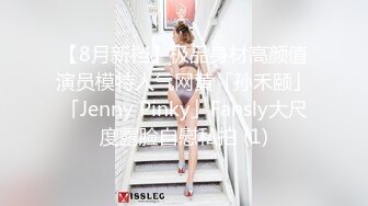 风骚小娘子露脸一个人在家陪狼友发骚，情趣诱惑揉奶玩逼，淫声荡语不断，道具抽插骚穴特写展示淫水多多真骚