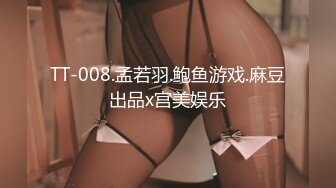 KTV厕所偷拍喝醉的美女趴在马桶上吐 来个捡尸的屌丝男把她内裤脱了想上她