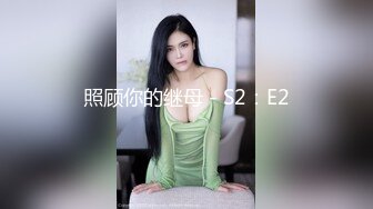 黑色包臀裙少妇就是会服侍人啊 趴在身上按摩揉捏 丰腴肉体奶子跳跃真是好爽，掰开大长腿啪啪耸动抽插搞几炮