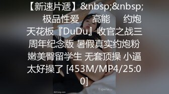 撩我这个年纪的女人，是动嘴还是动钱？动嘴，我听过的情话比你说得还多.动钱，你舍得多少钱砸我？精彩对白！